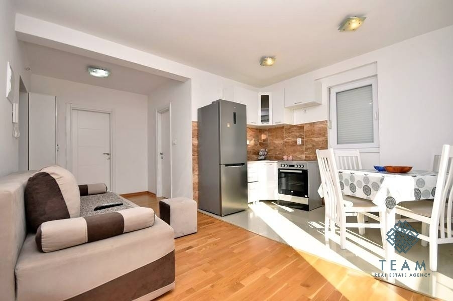 Herceg Novi, Igalo, iki odalı daire 55 m²